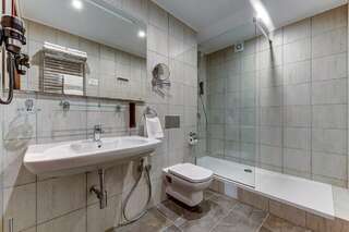 Гостиница Орбита Санкт-Петербург Люкс double/twin-5